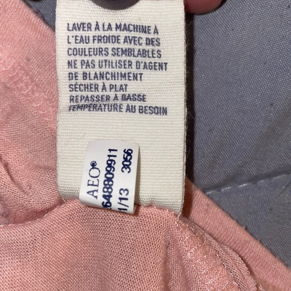 American Eagle Top - Picture 7 of 8